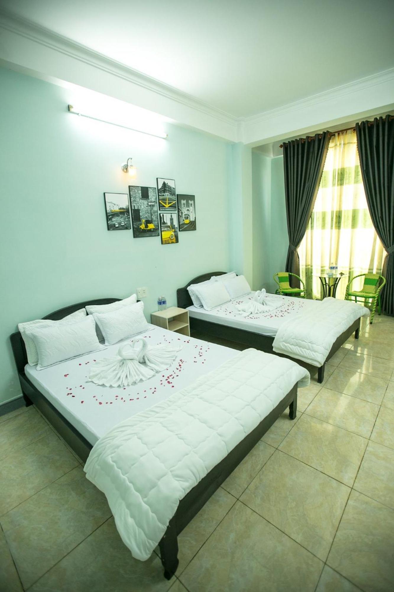 Nhà Nghỉ Kim Lài Pleiku Extérieur photo